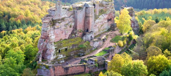 Journée médiévale à Montréal sur le thème des châteaux forts en Alsace